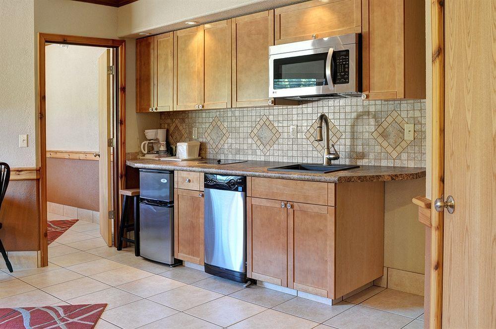 A Hotel Inn Sunapee Mount Sunapee ภายนอก รูปภาพ